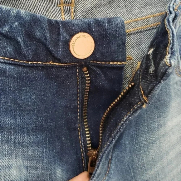 NWT Blank NYC Classique Skinny Jeans - Picture 12 of 13